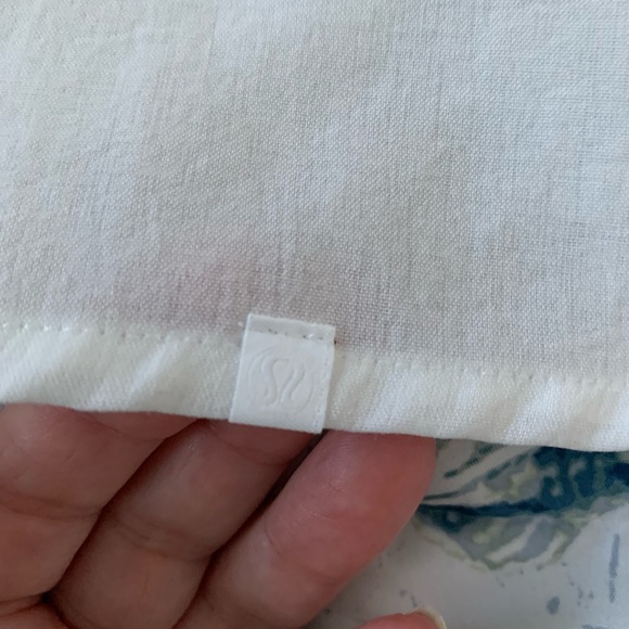 Lululemon Full Day Ahead Shirt size 8 - Picture 7 of 7